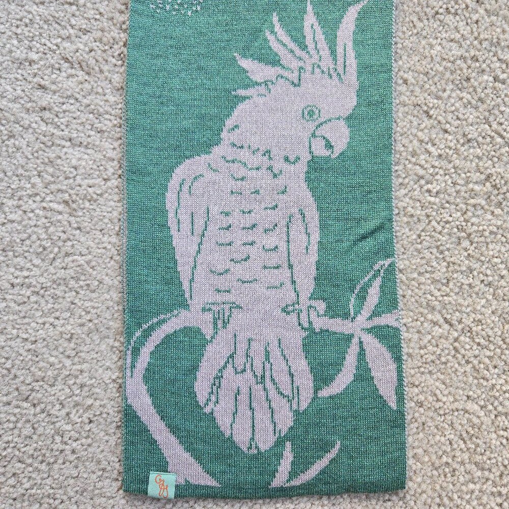 NWOT Otto & Spike Merino Scarf Knit Wool Cockatoo Parrot Bird GREEN